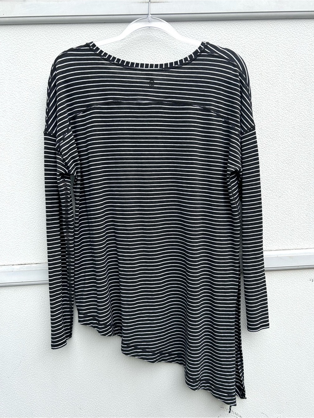 Lululemon Top To The Point Long Sleeve Sz 4 Modern Stripe Black Pima Cotton - Picture 10 of 12